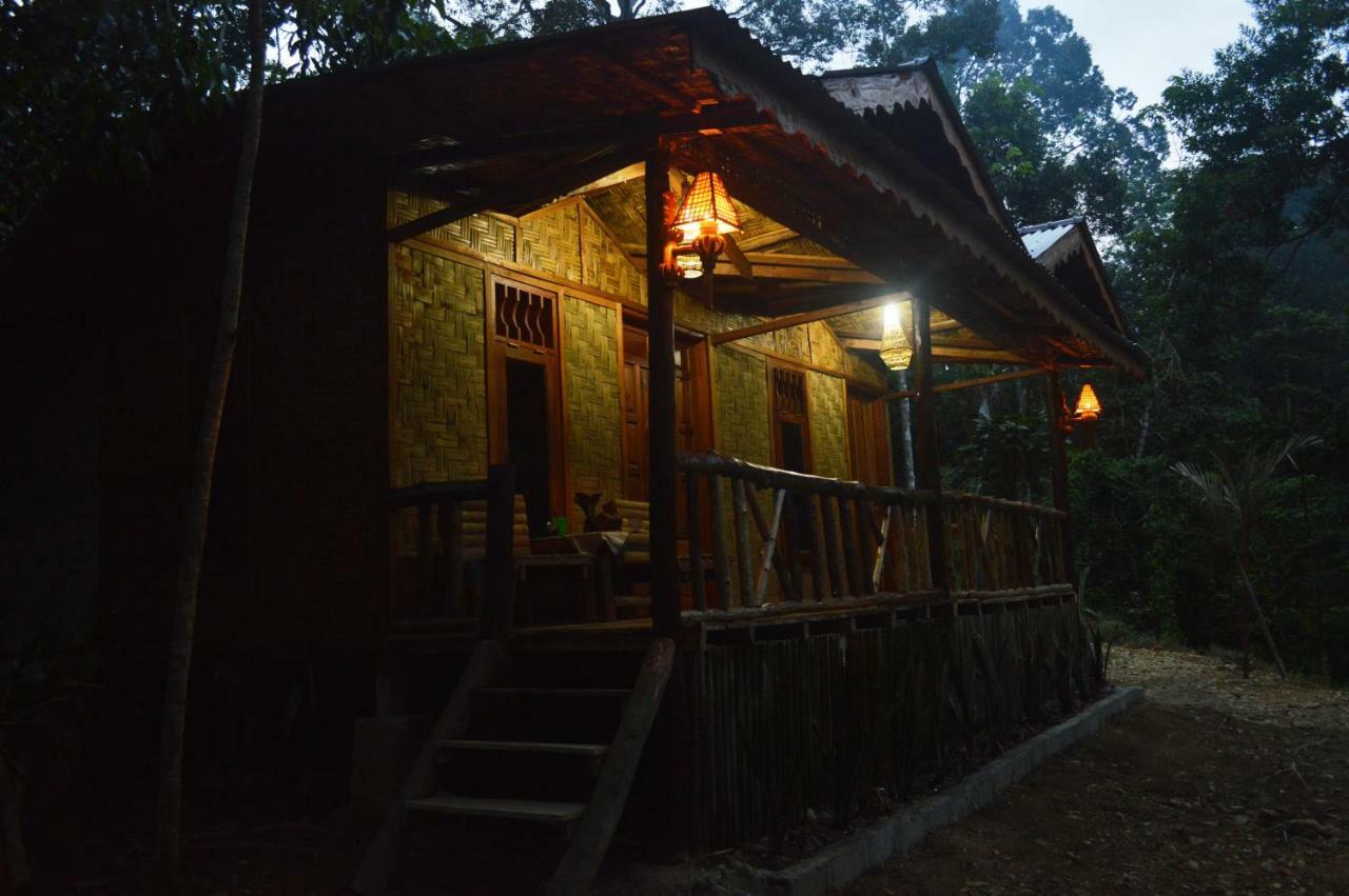 בוקיט לוואנג Landak River Guest House Only Trekking With Us מראה חיצוני תמונה