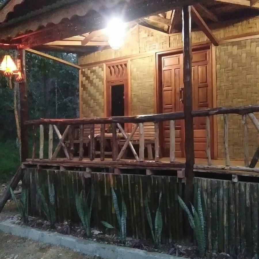 בוקיט לוואנג Landak River Guest House Only Trekking With Us מראה חיצוני תמונה